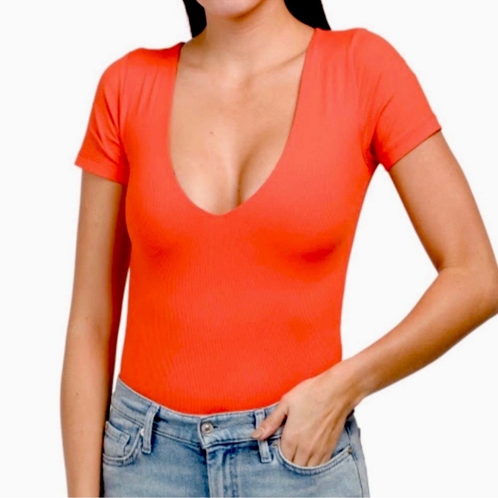 House of Harlow 1960 XS Coral T-Shirt Bodysuit
